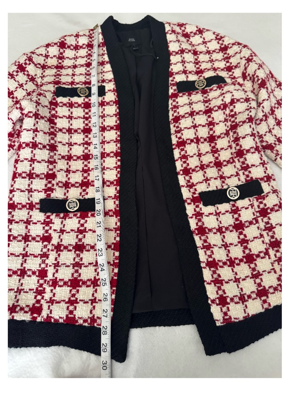 River Island Red & White Bouclé Oversized Cardigan. 4/6 - Picture 6 of 10